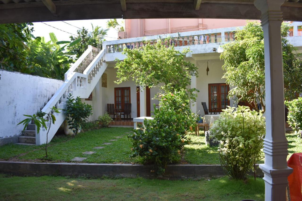 מיריסה Aroma Guest House מראה חיצוני תמונה