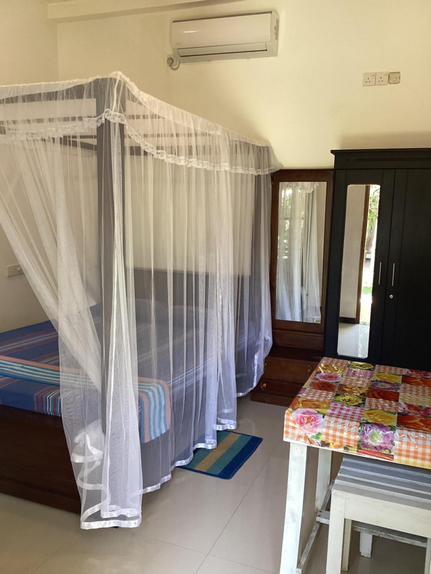 מיריסה Aroma Guest House מראה חיצוני תמונה